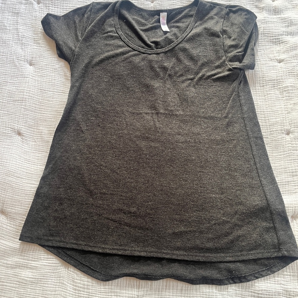 LuLaRoe perfect tee
